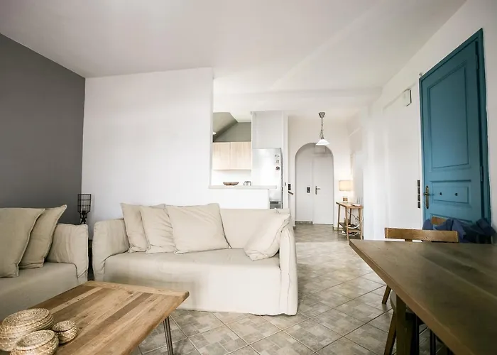 Andros Maisonettes *