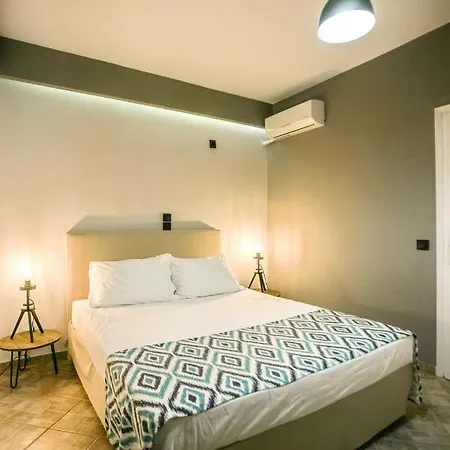 Andros Maisonettes Villa *