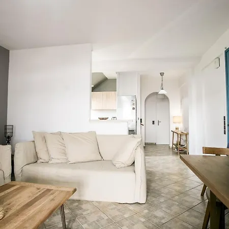 Andros Maisonettes *